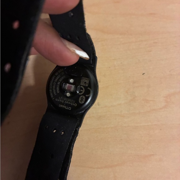 Orangetheory Black Wearable Heart Rate Monitor BURN arm wrist band workout zone - Picture 2 of 4